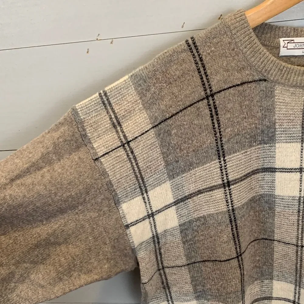 John Ashford 100% pure lambs wool Plaid Tan Sweater for Men preppy size large